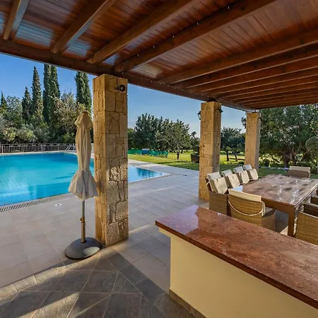 151 Luxury - Private Pool And Tennis Court كوكليا