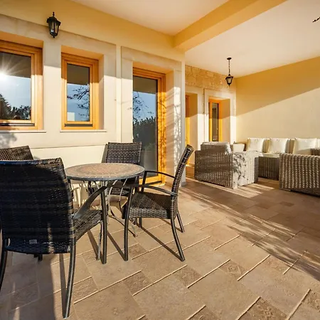 Villa 151 Luxury - Private Pool&tennis Court