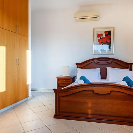 151 Luxury - Private Pool And Tennis Court فيلة كوكليا